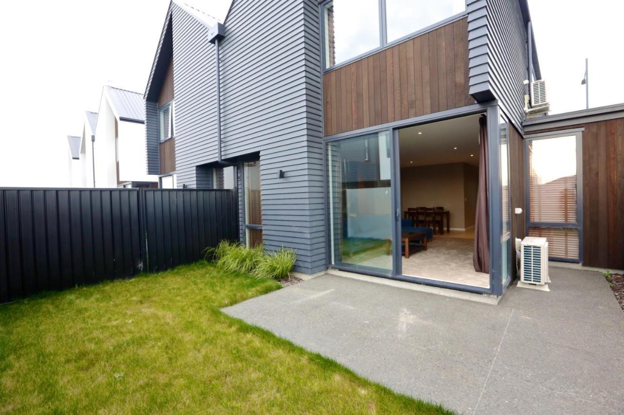 Golden Sun Apartment -Two Bedrooms, Three Bedrooms Christchurch Eksteriør bilde